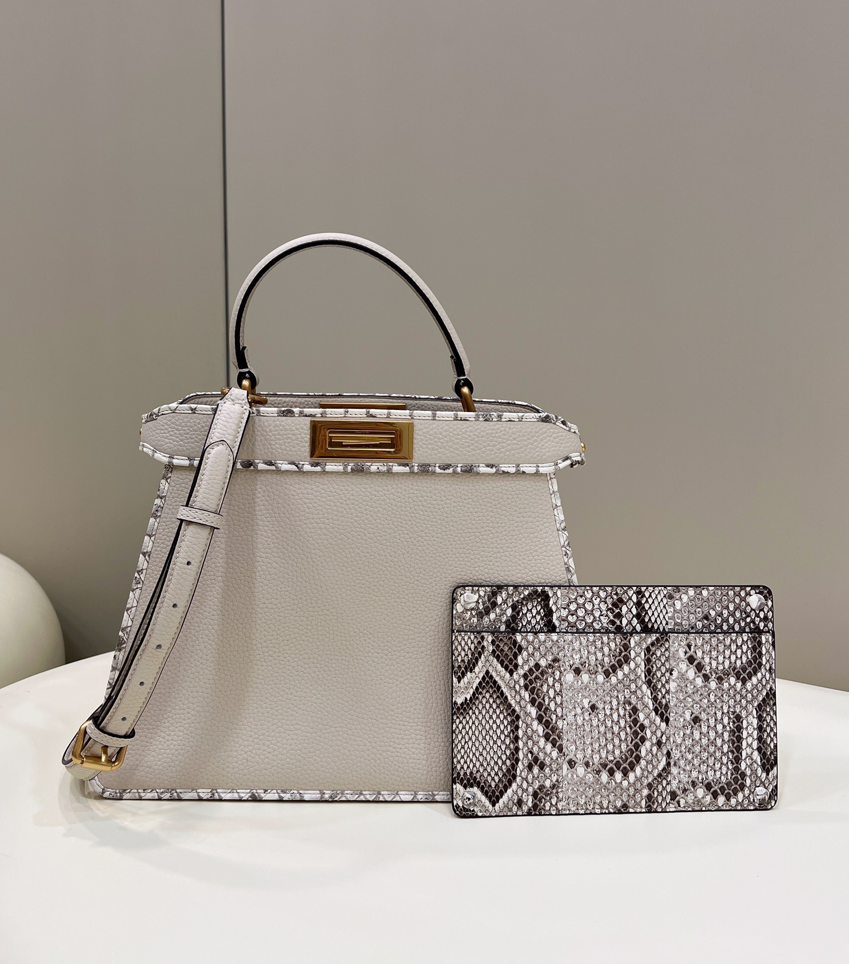 F**di peekaboo medium bag