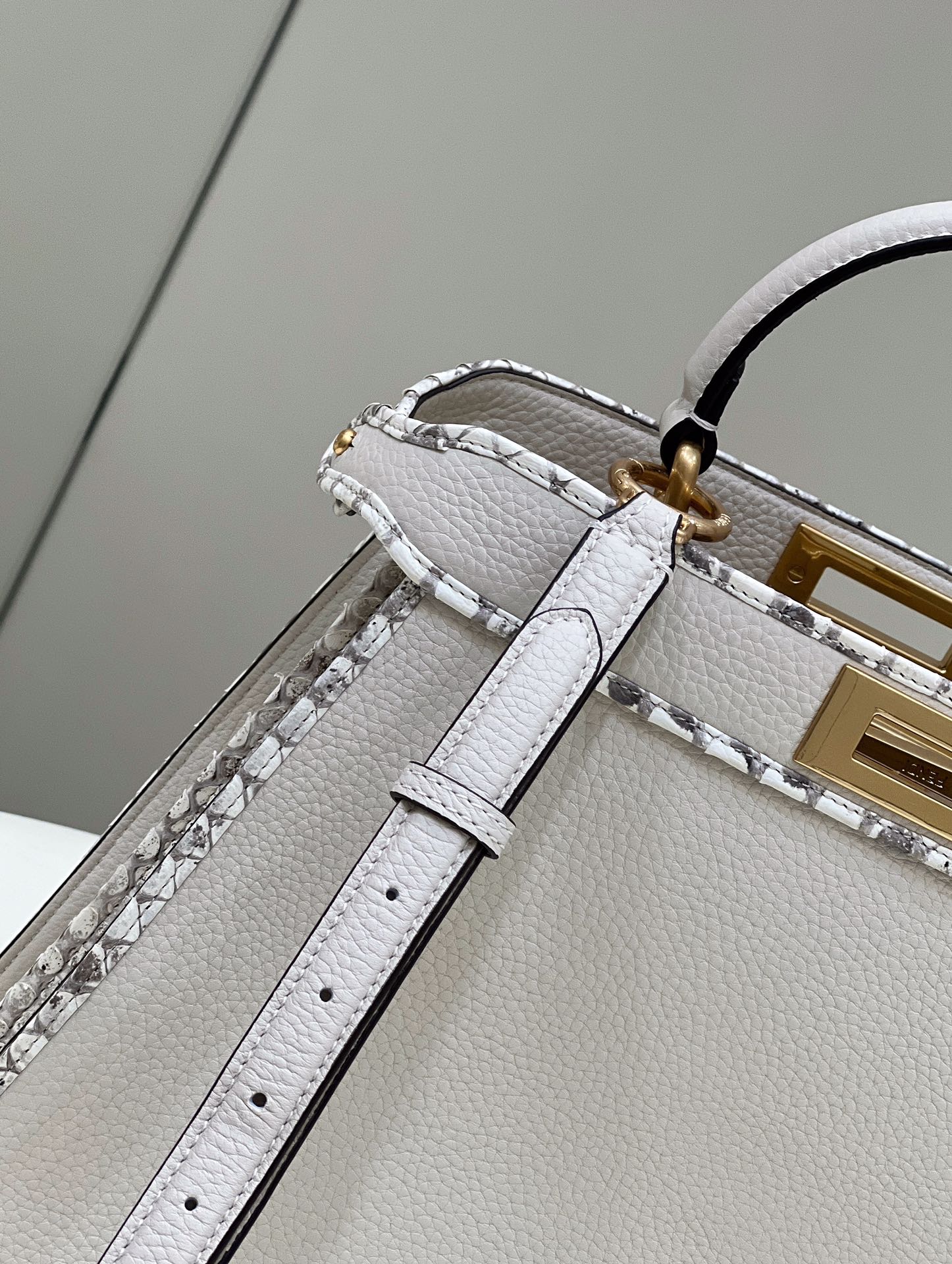 F**di peekaboo medium bag