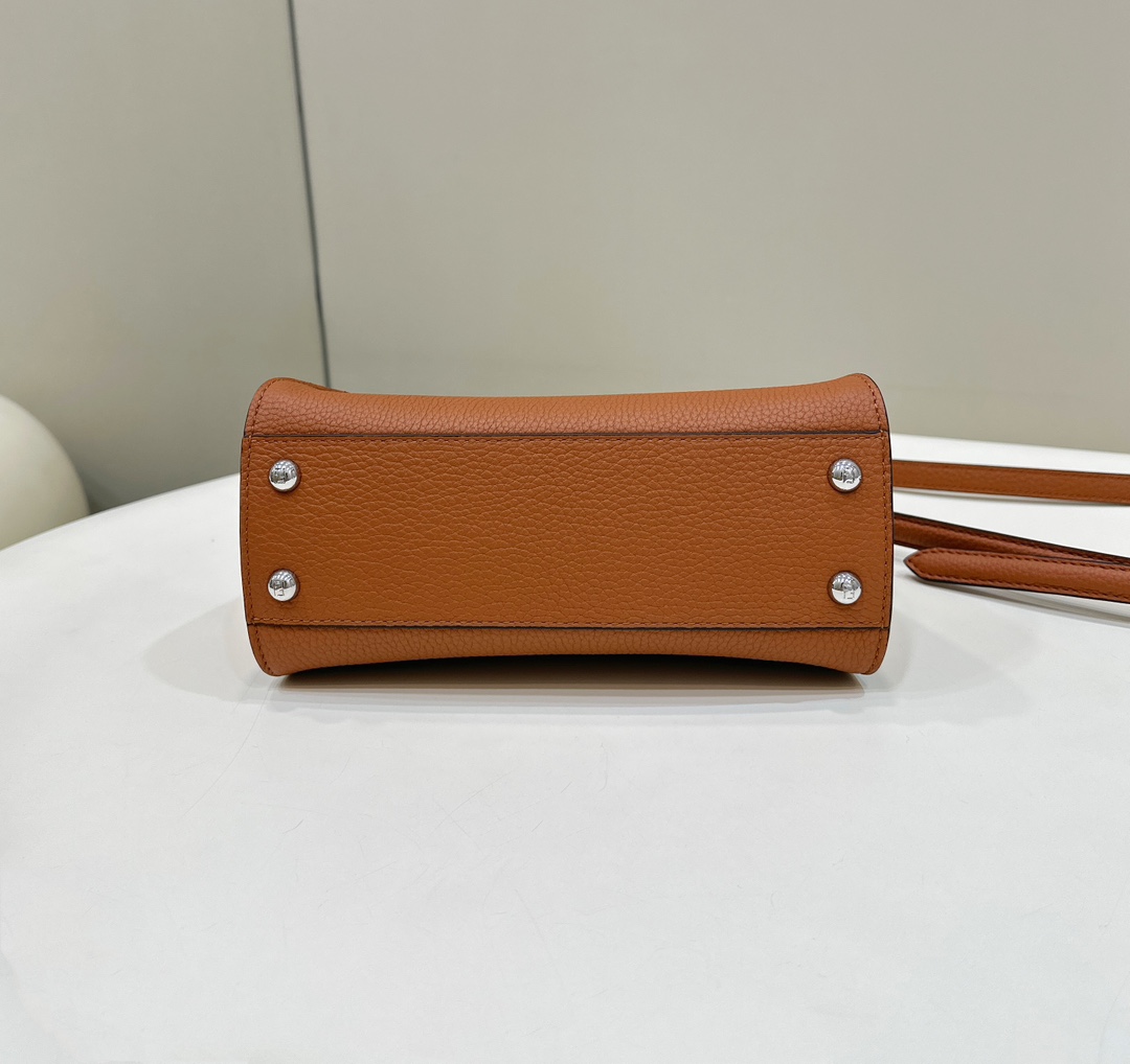 F**di peekaboo bag