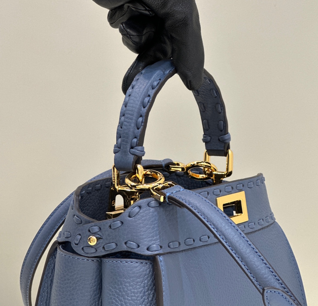 F**di peekaboo bag