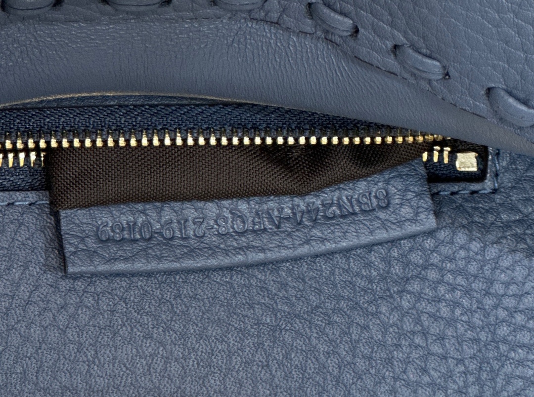 F**di peekaboo bag