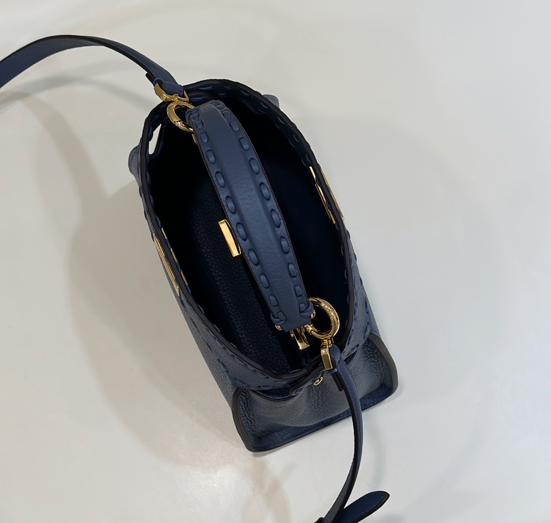 F**di peekaboo bag