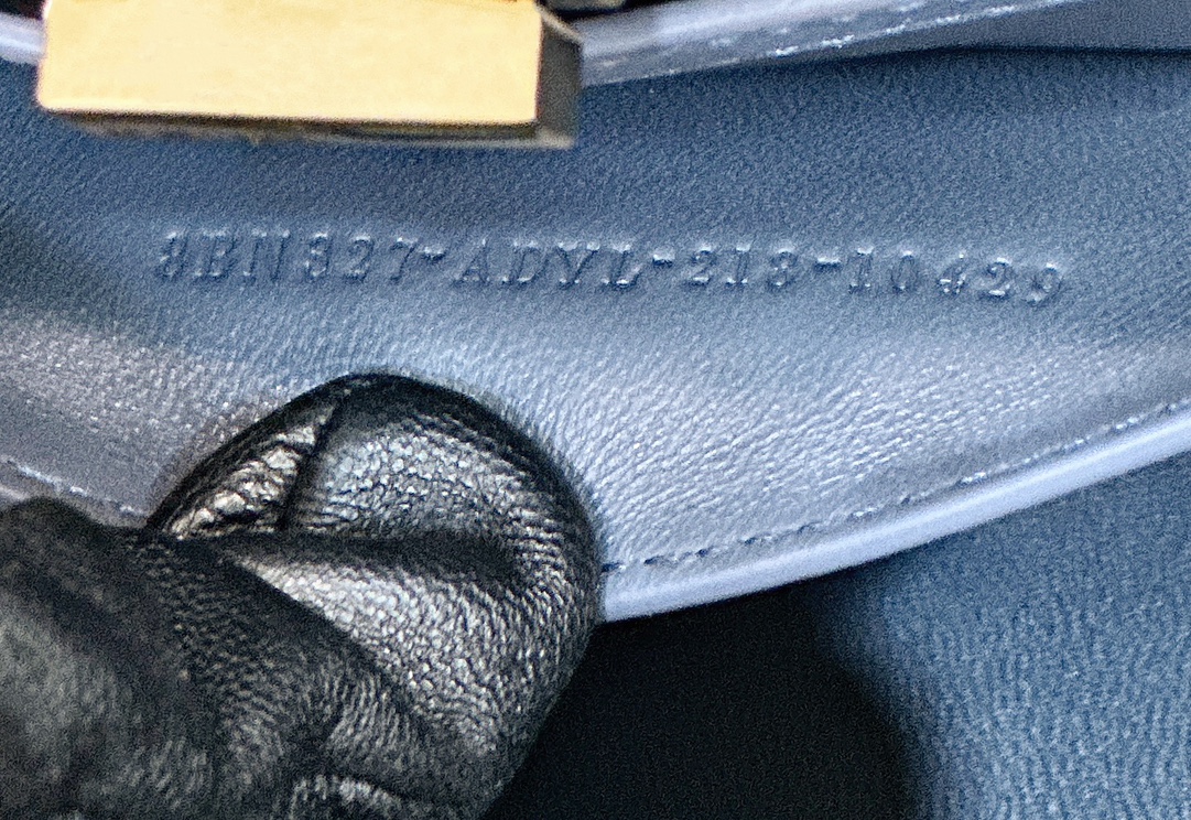 F**di peekaboo small handbag
