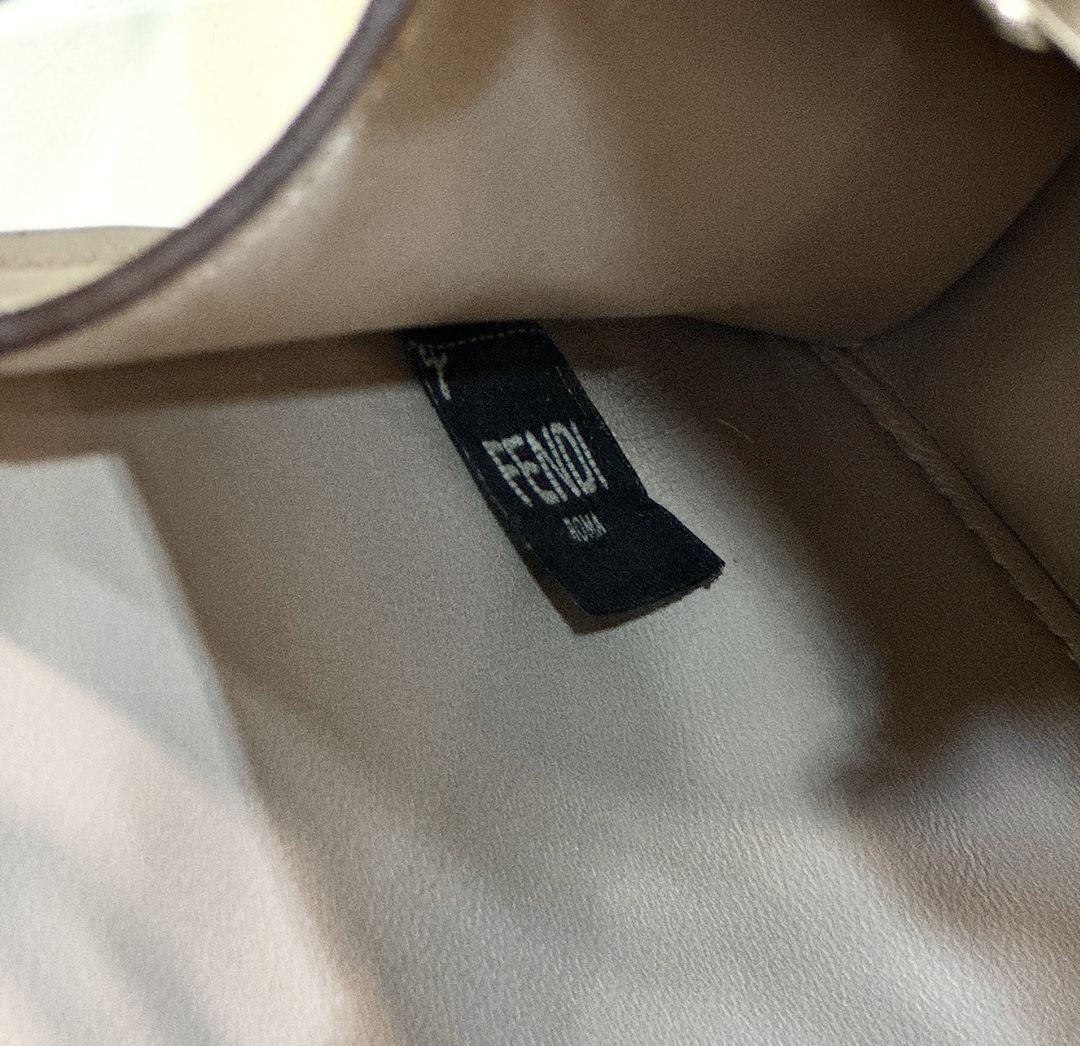 F**di peekaboo i see u small bag