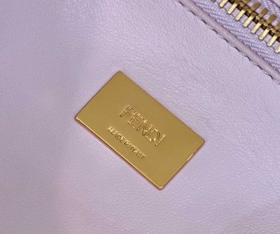 F**di peekaboo medium bag