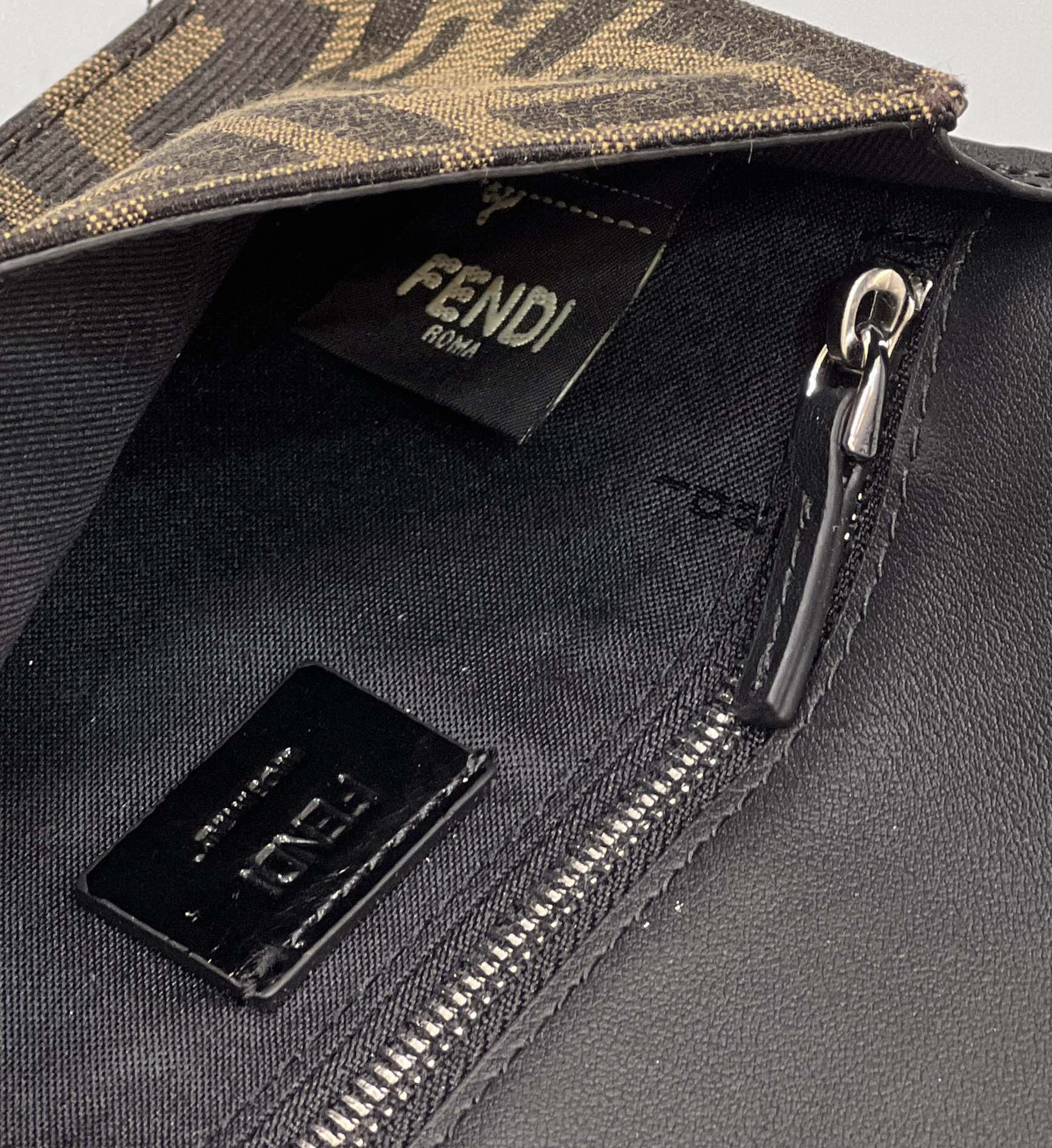 F**di baguette bag