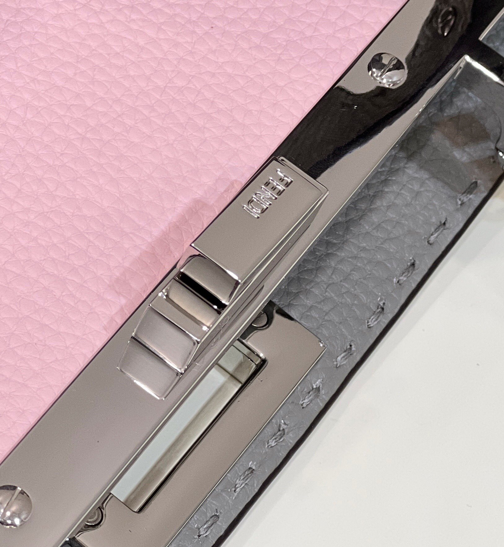 F**di peekaboo medium bag