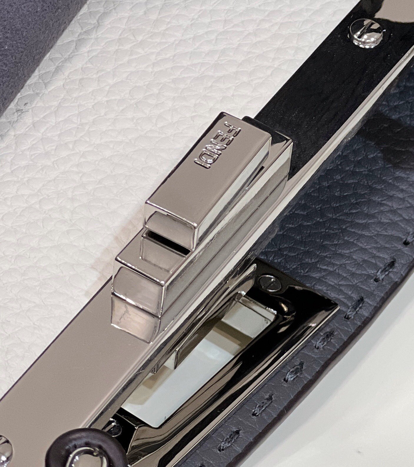 F**di peekaboo medium bag