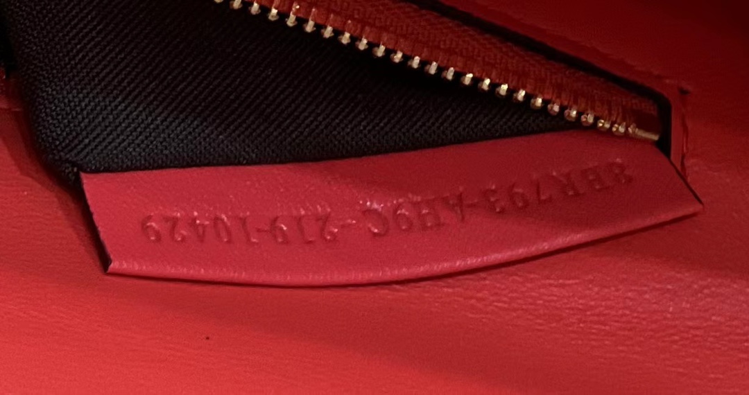 F**di baguette bag