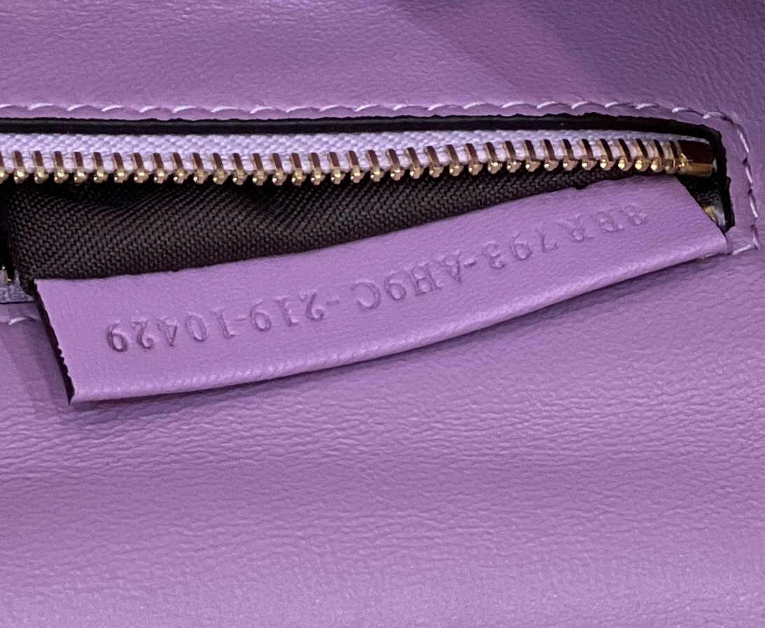 F**di baguette bag