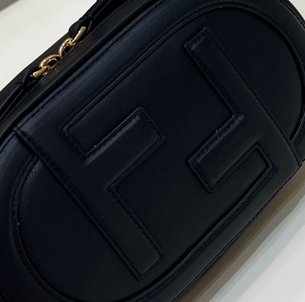 F**di o’lock camera bag