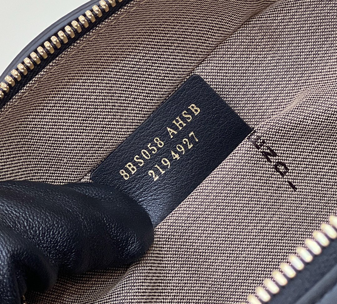 F**di o’lock camera bag