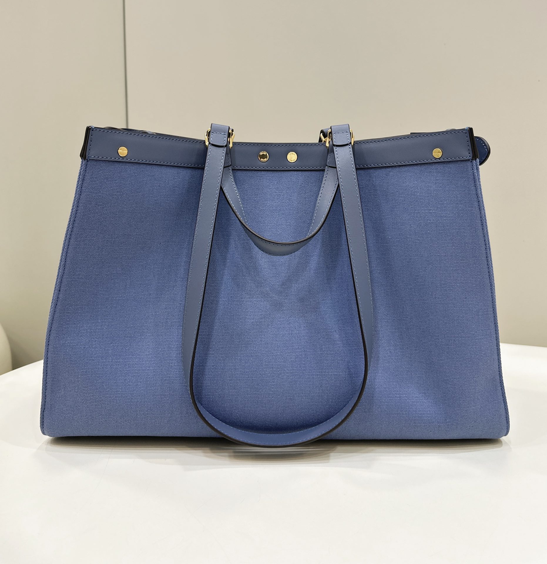 F**di peekaboo tote bag