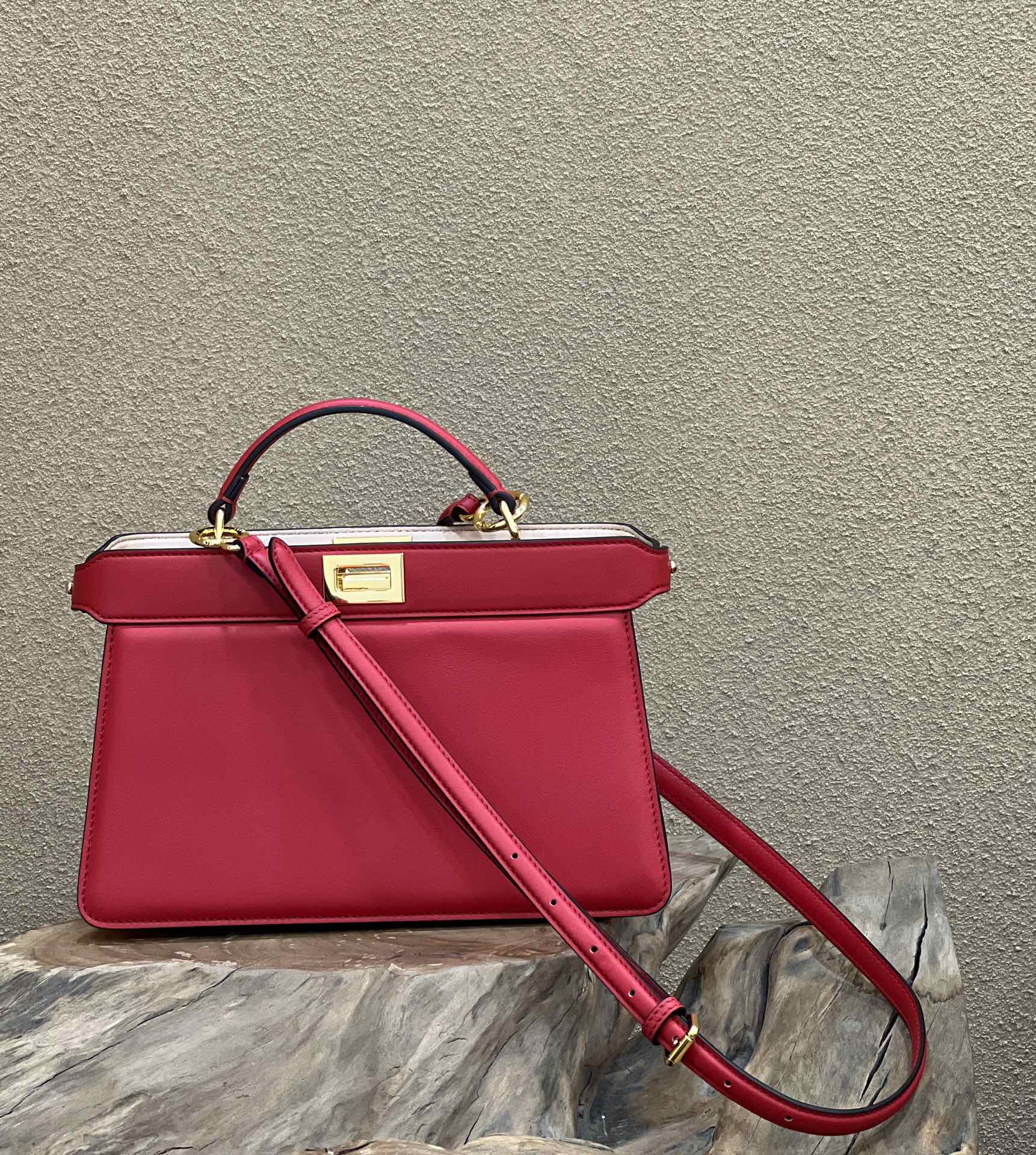 F**di peekaboo i see u medium bag