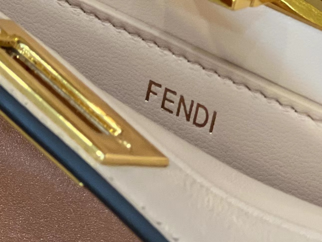 F**di peekaboo i see u medium bag