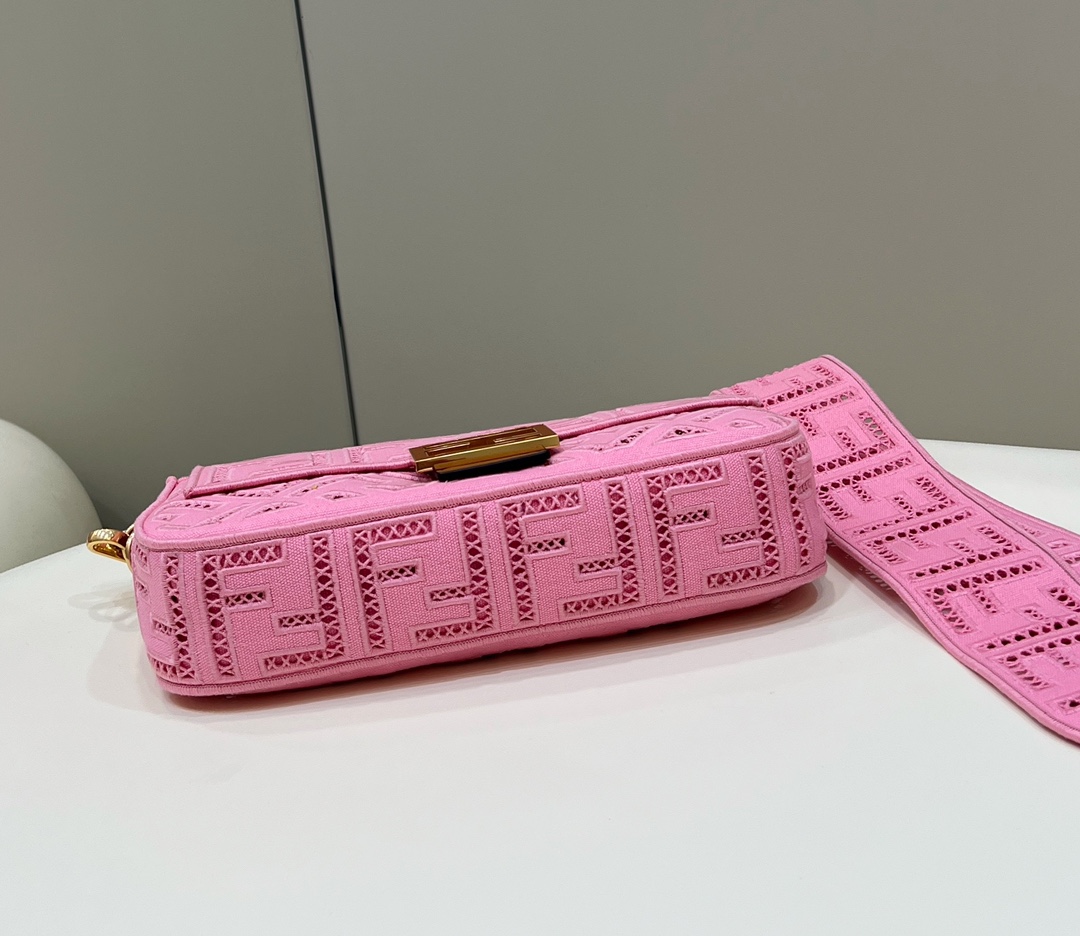 F**di baguette bag