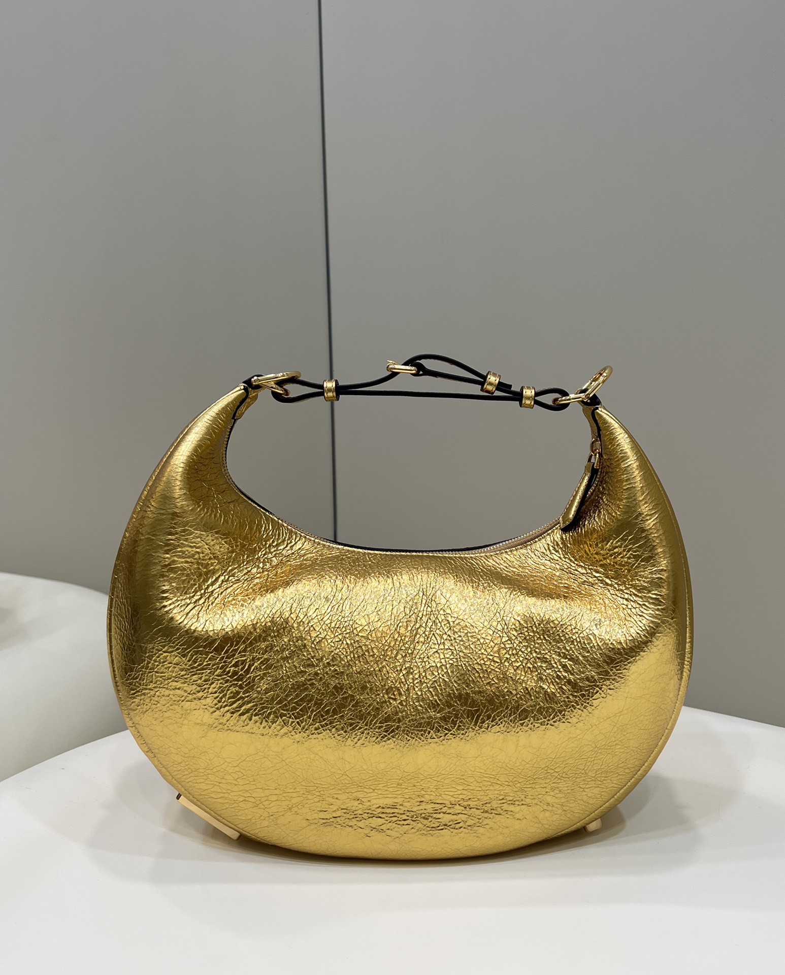 F**di graphy icon bag
