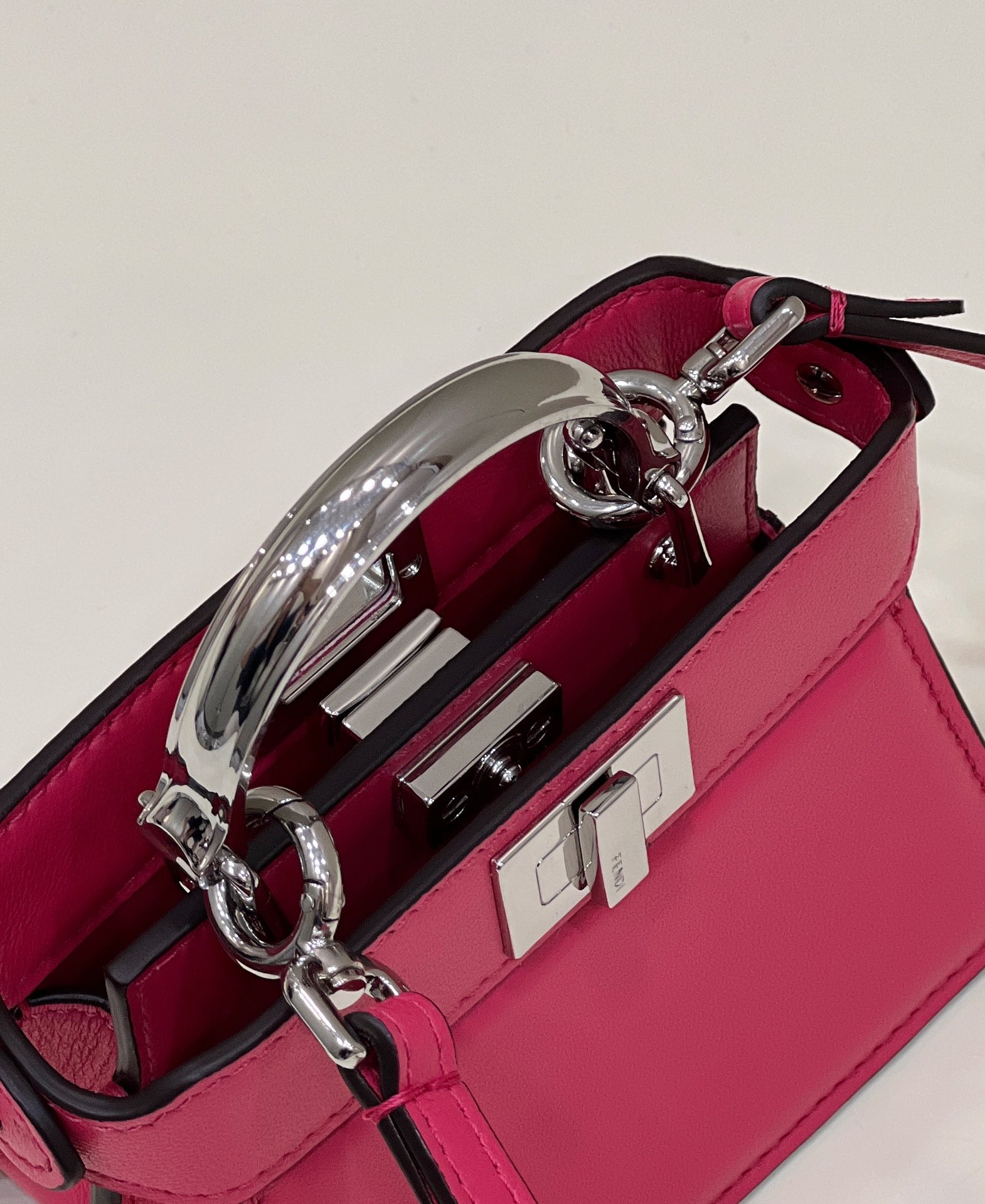 F**di nano peekaboo maxi handle