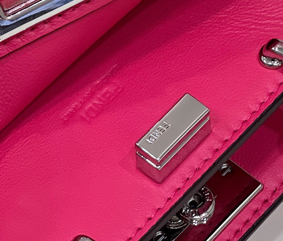 F**di nano peekaboo maxi handle