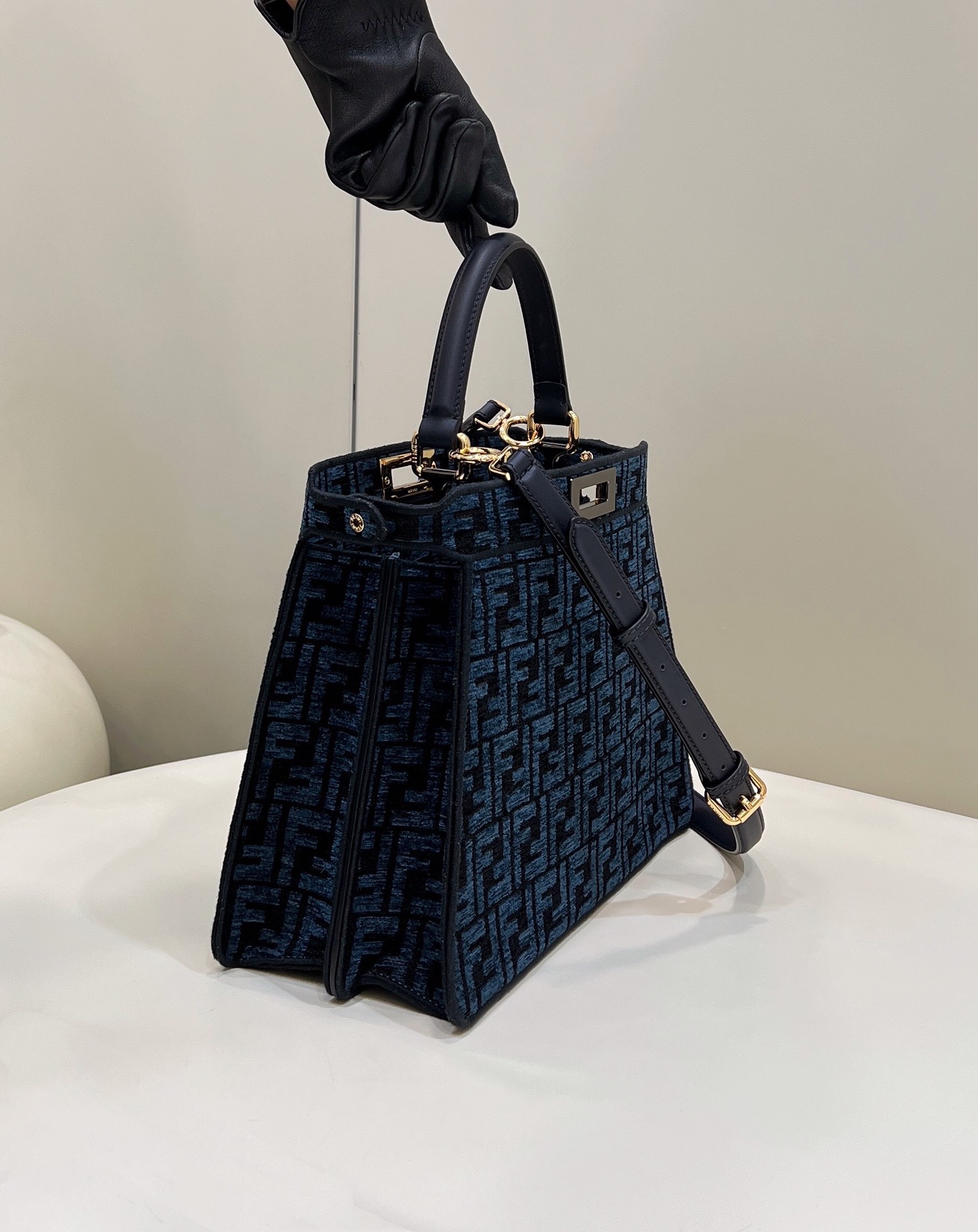 F**di peekaboo large bag