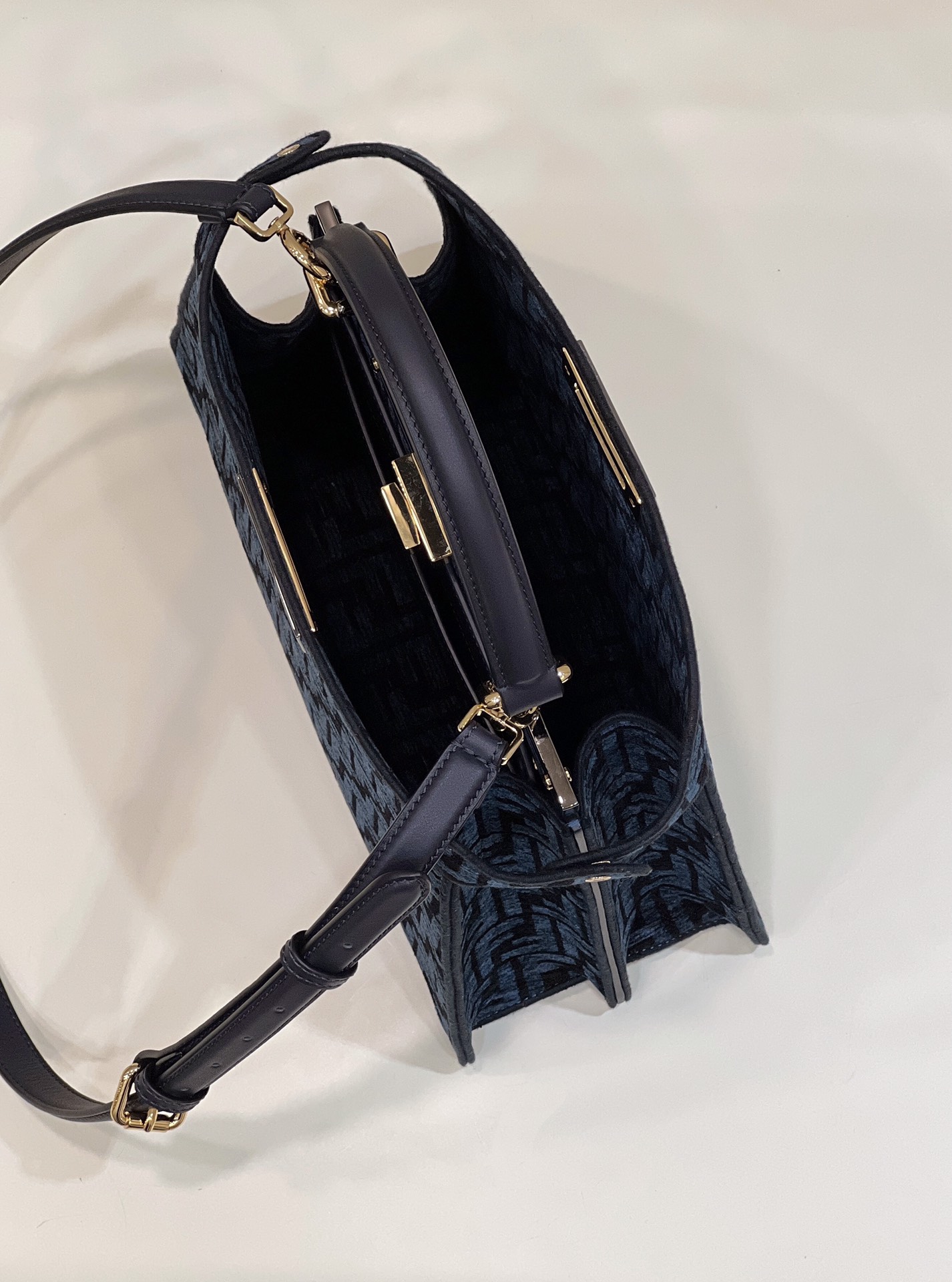 F**di peekaboo large bag
