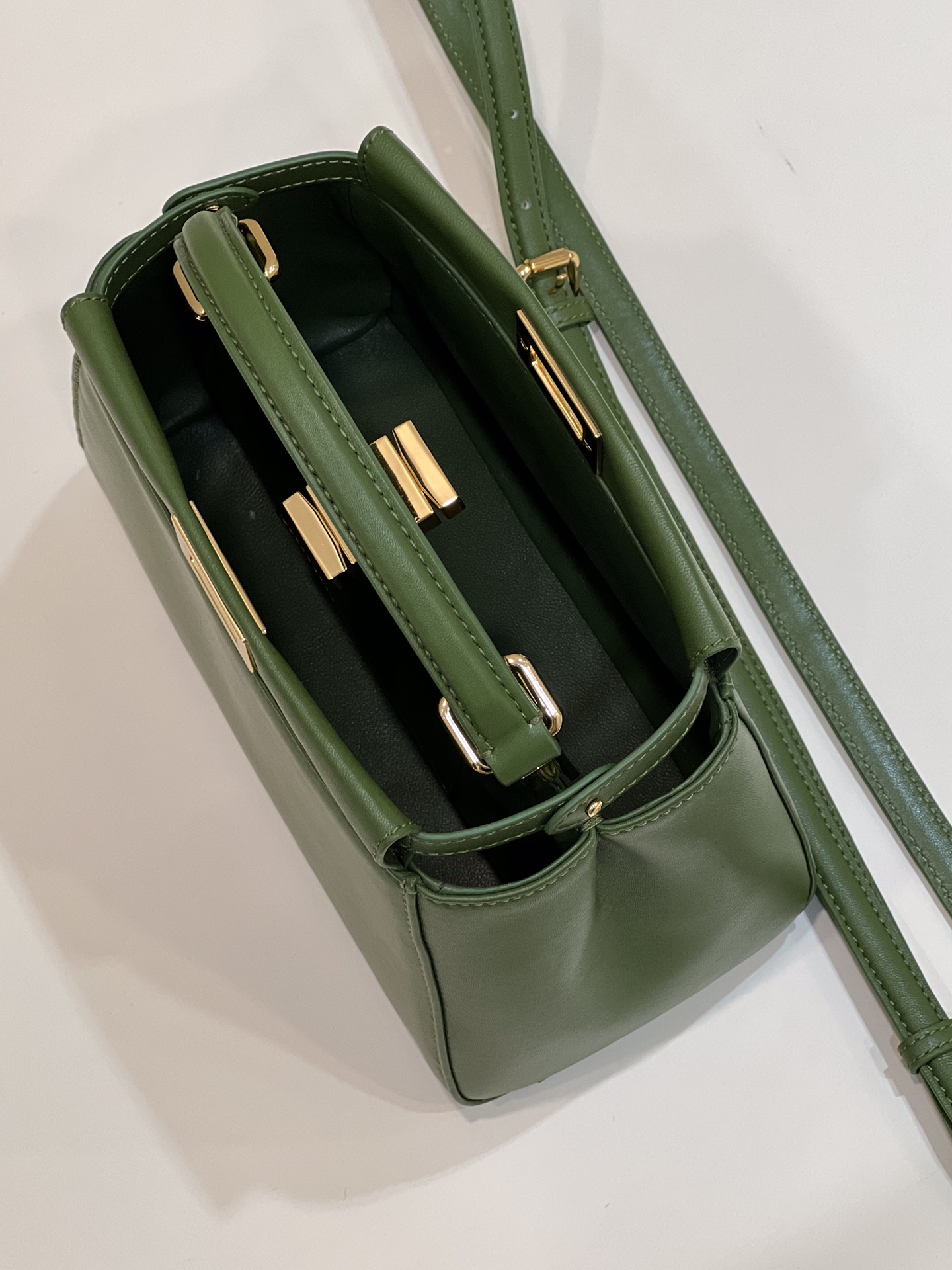 F**di peekaboo bag