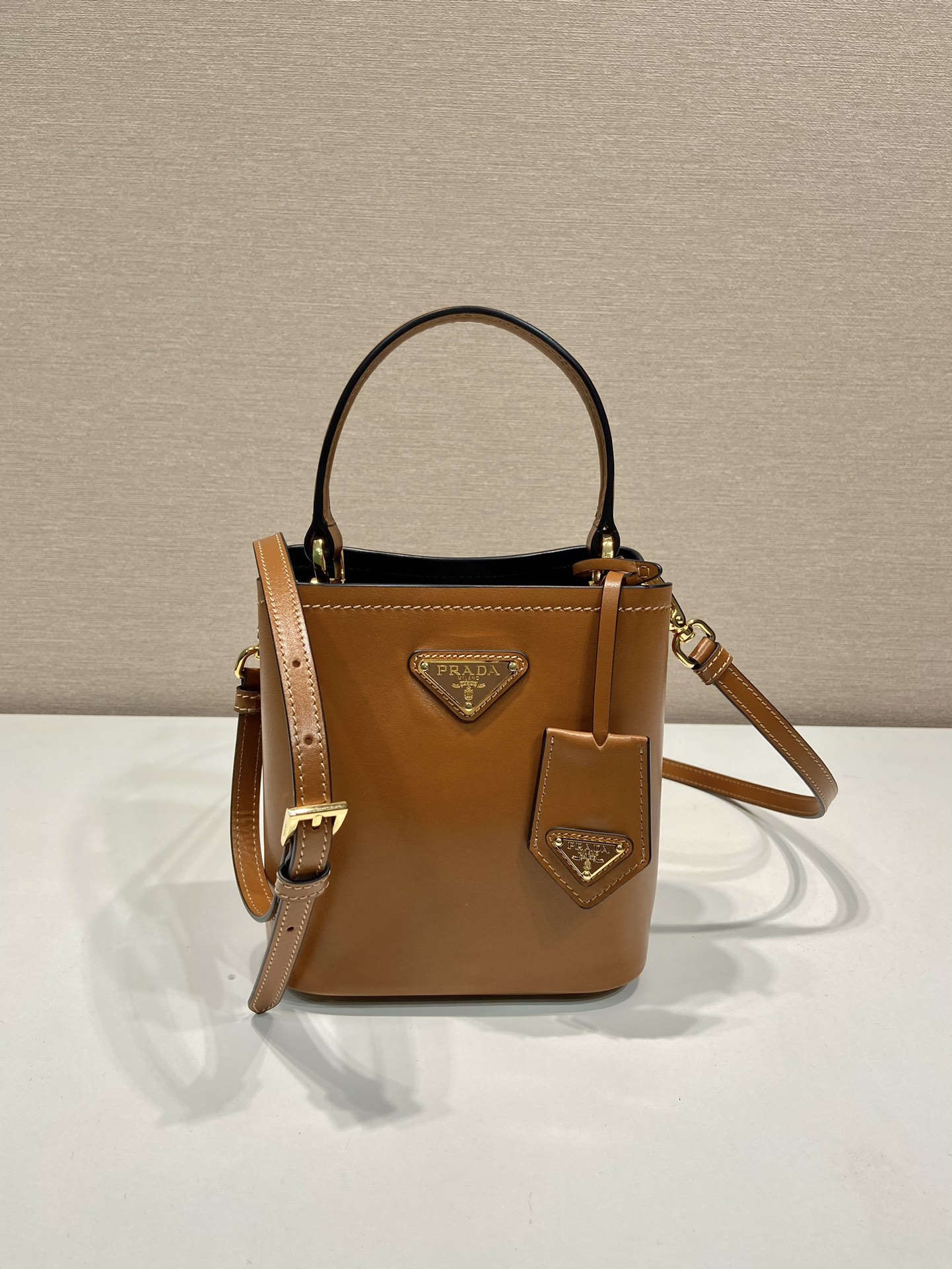 Pra*a panier mini-bag