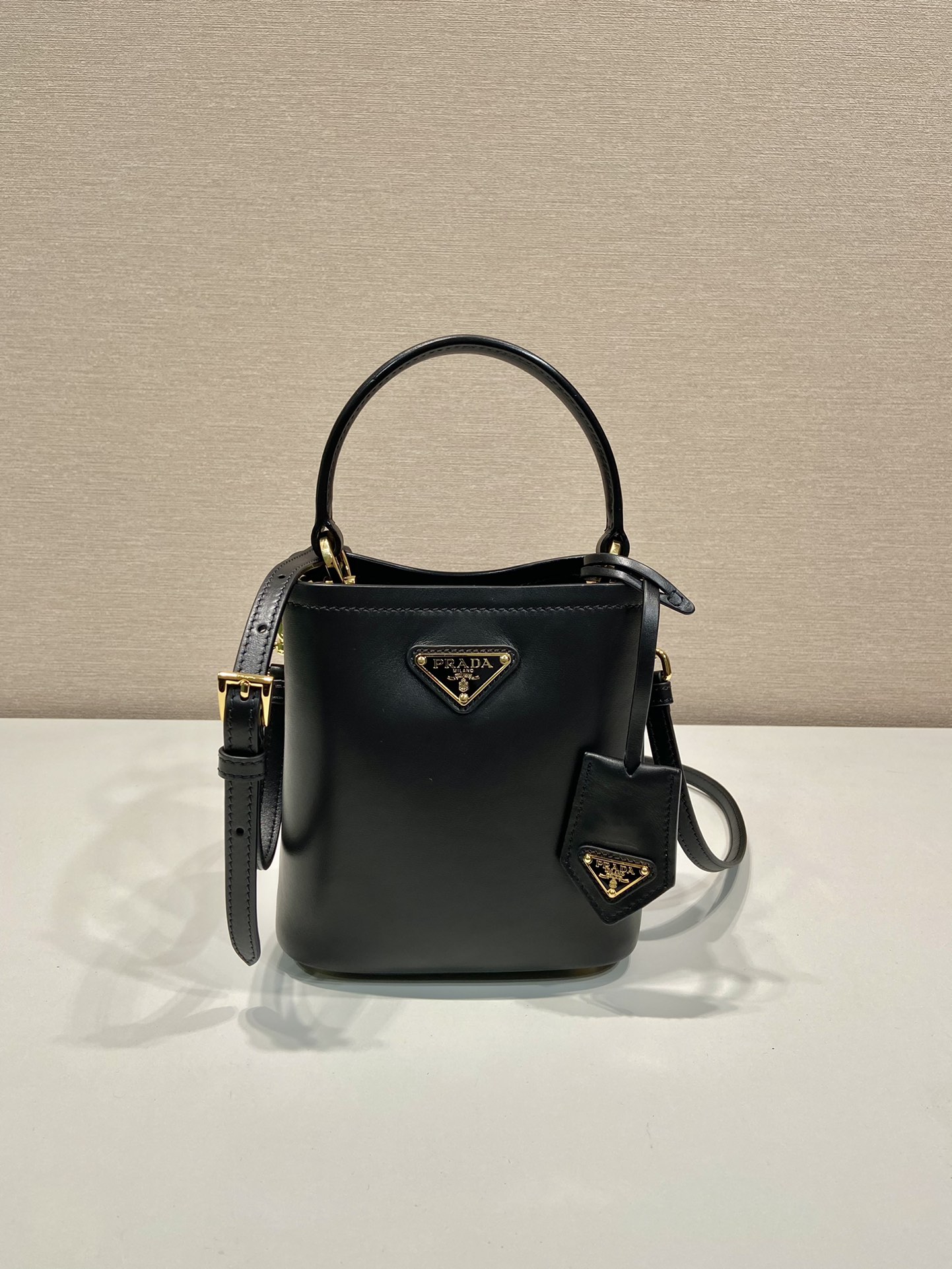 Pra*a panier mini-bag