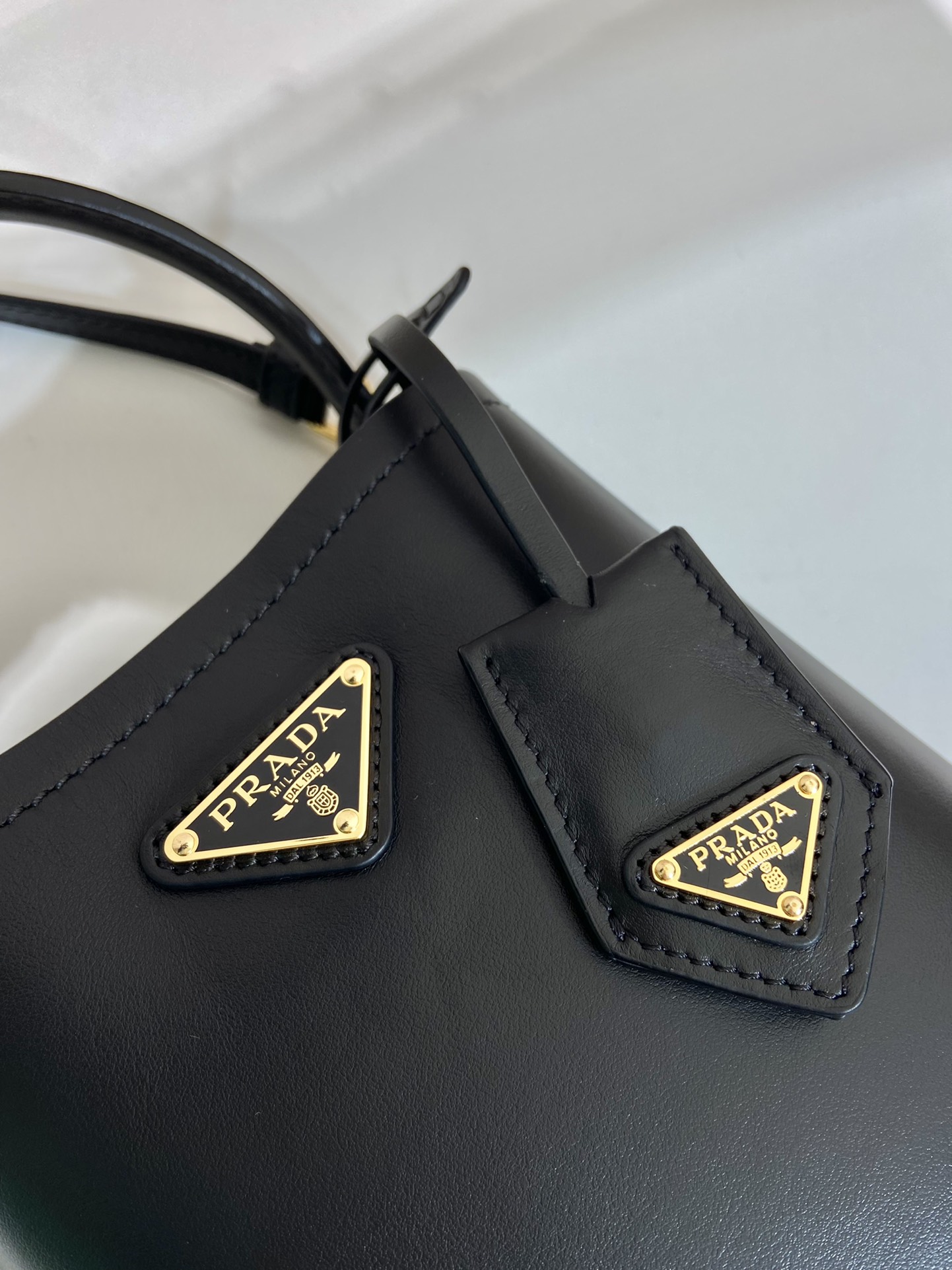 Pra*a panier mini-bag
