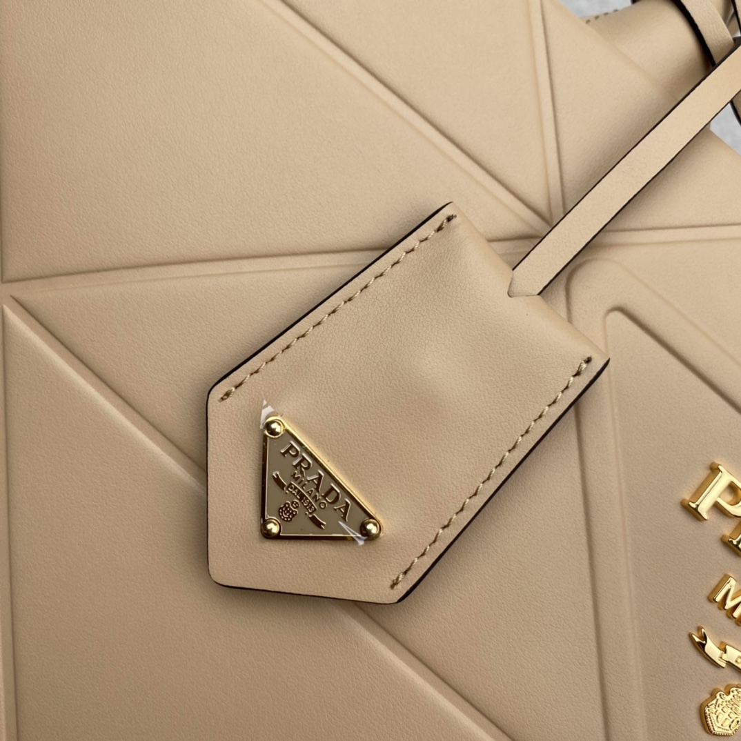 Pra*a large leather Pra*a symbole bag with topstitching