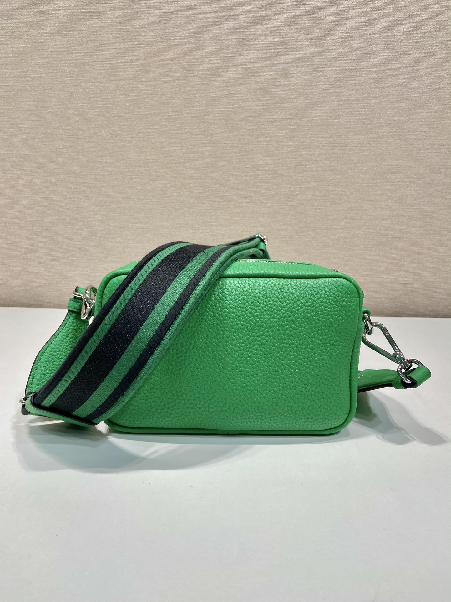 Pra*a small leather bag