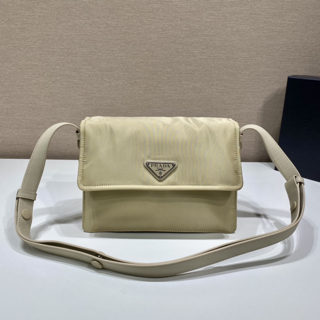 Pra*a small padded re-nylon shoulder bag