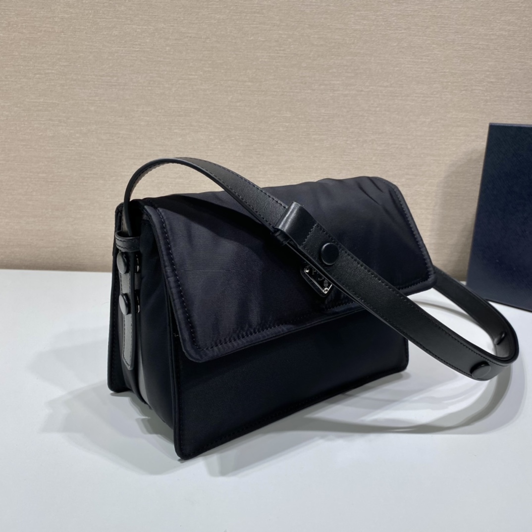 Pra*a small padded re-nylon shoulder bag