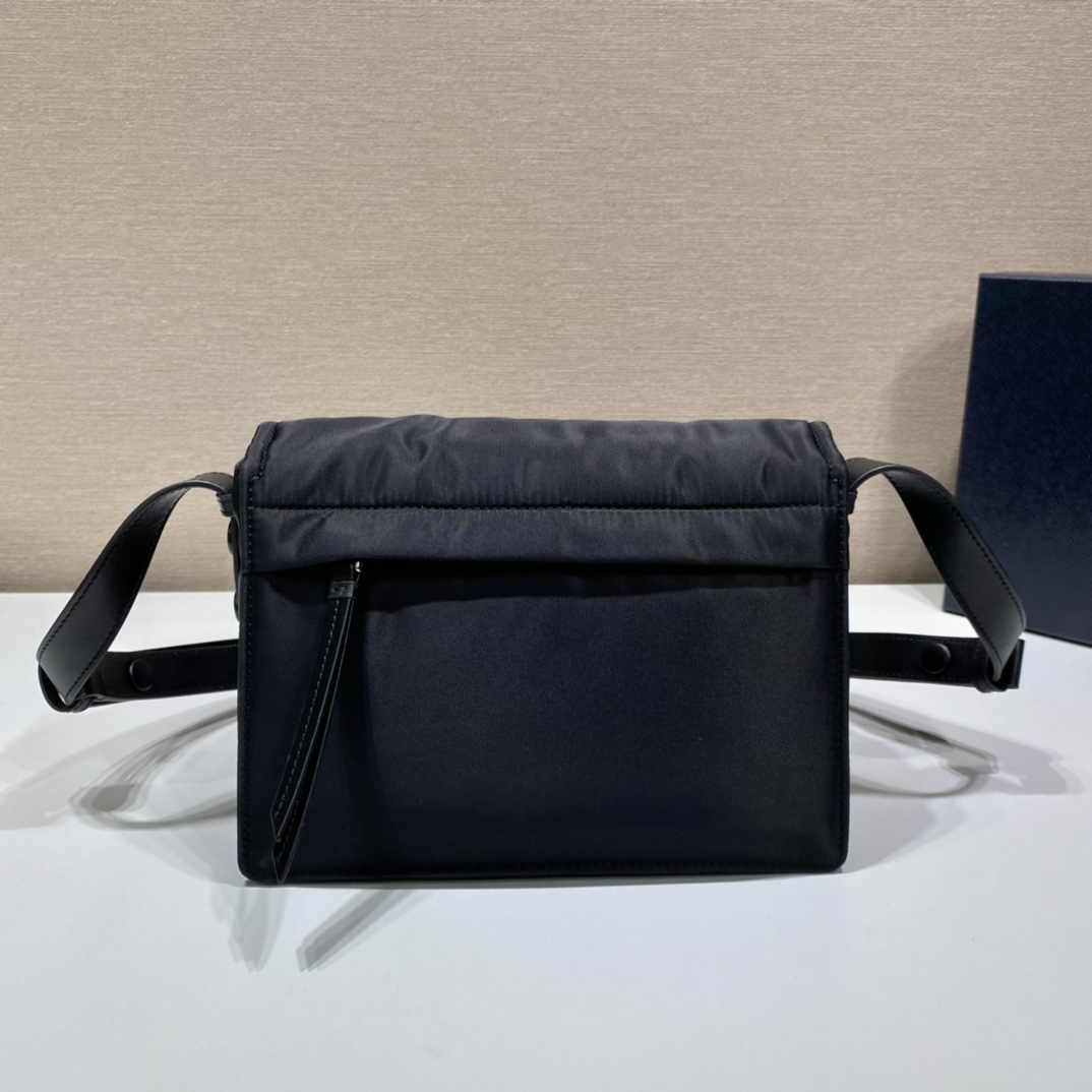 Pra*a small padded re-nylon shoulder bag