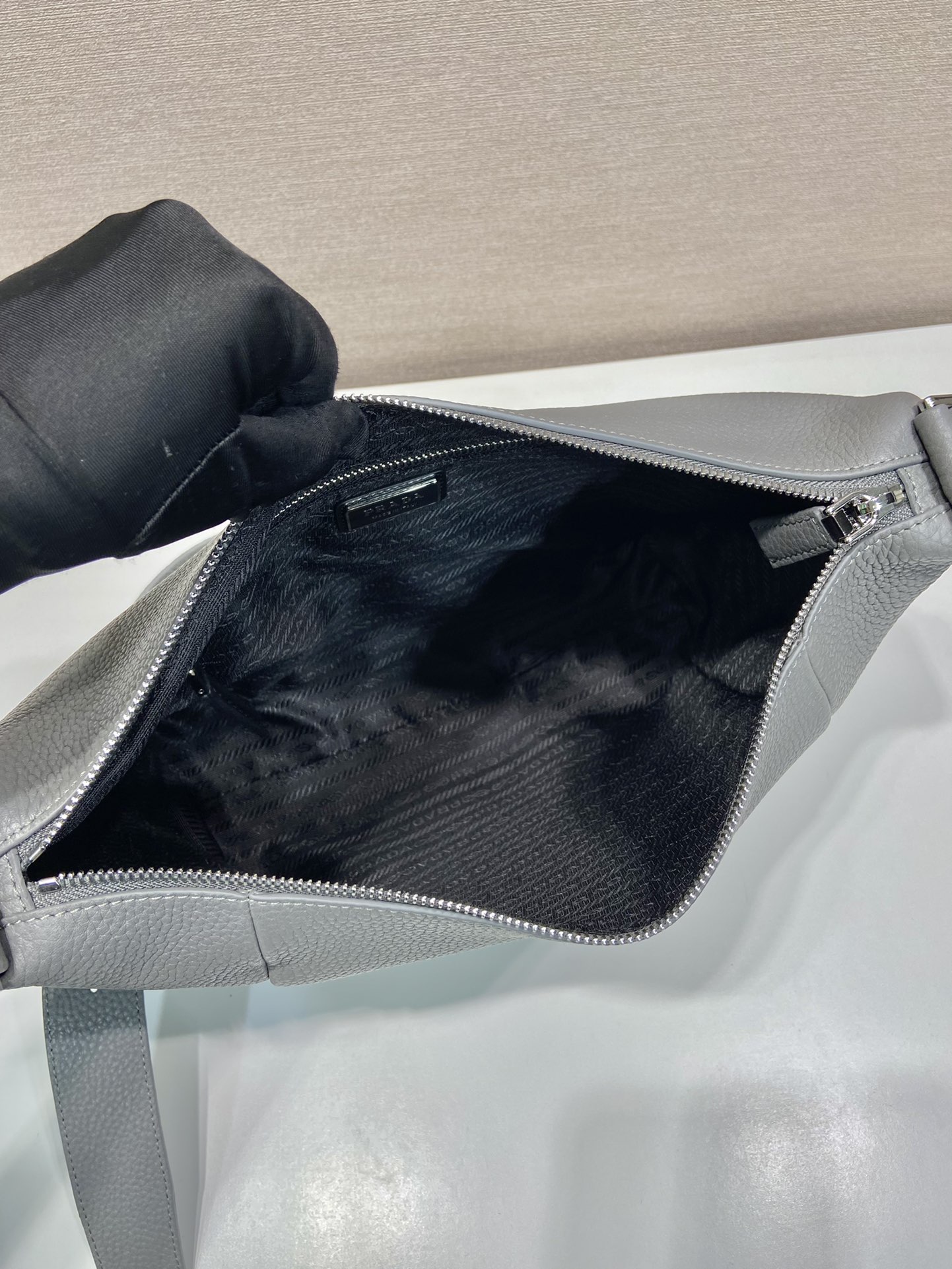Pra*a leather bag with shoulder strap