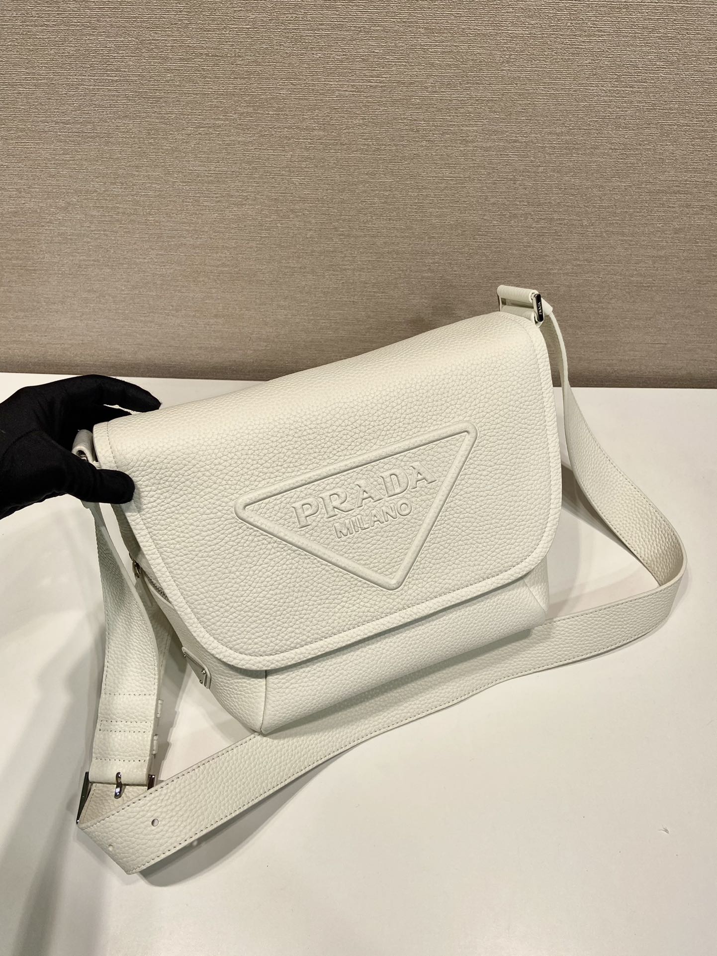 Leather bag with shoulder strap