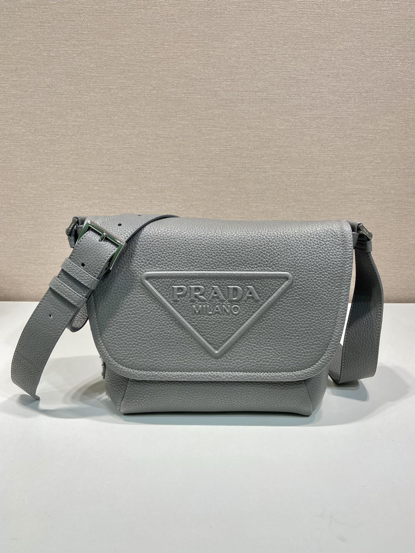 Pra*a leather bag with shoulder strap