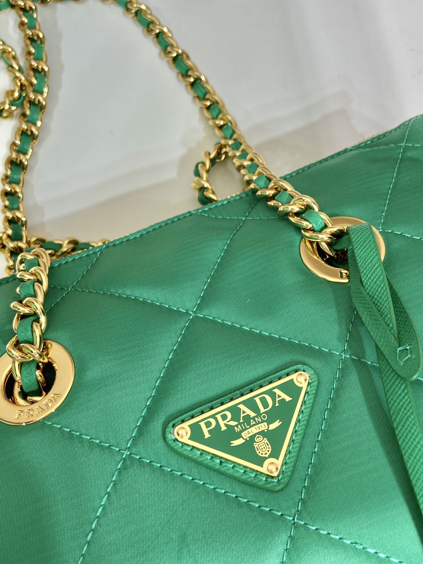 Pra*a re-edition 1995 chaîne re-nylon tote bag