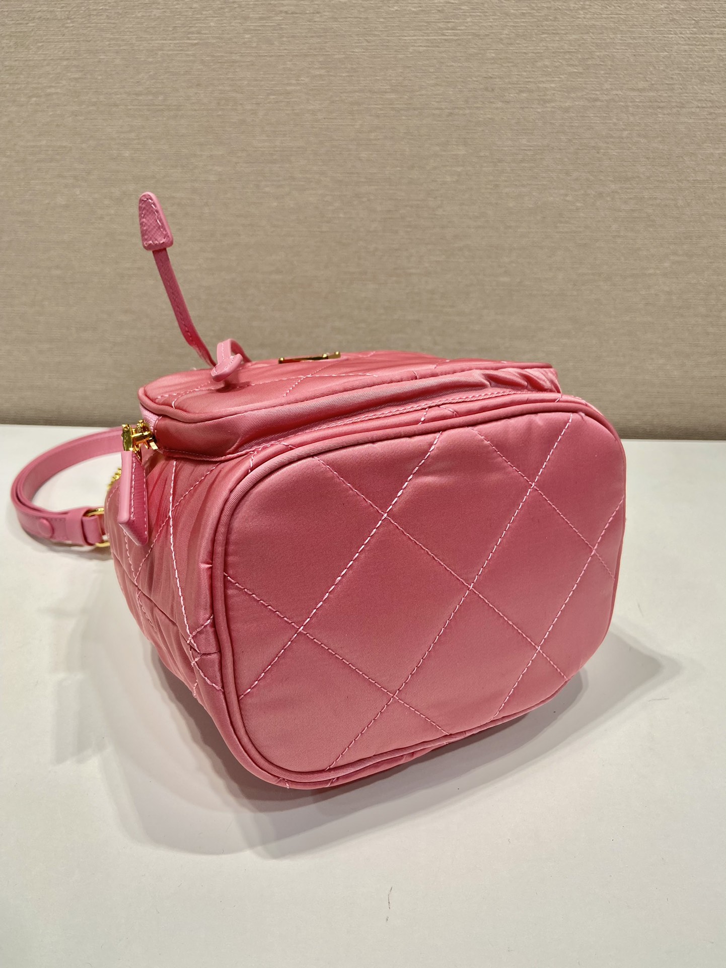 Pra*a duet re-nylon bucket bag