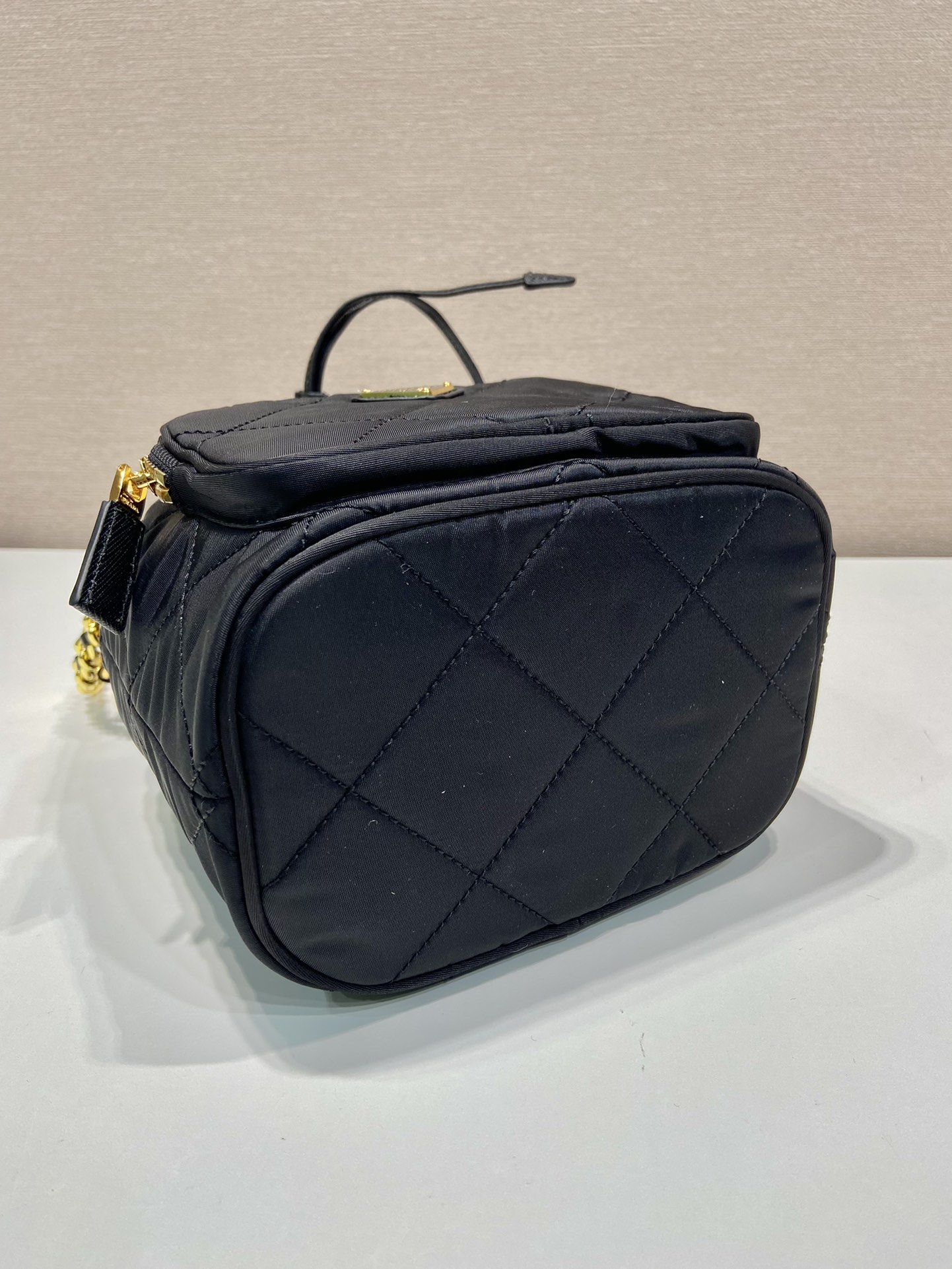 Pra*a duet re-nylon bucket bag