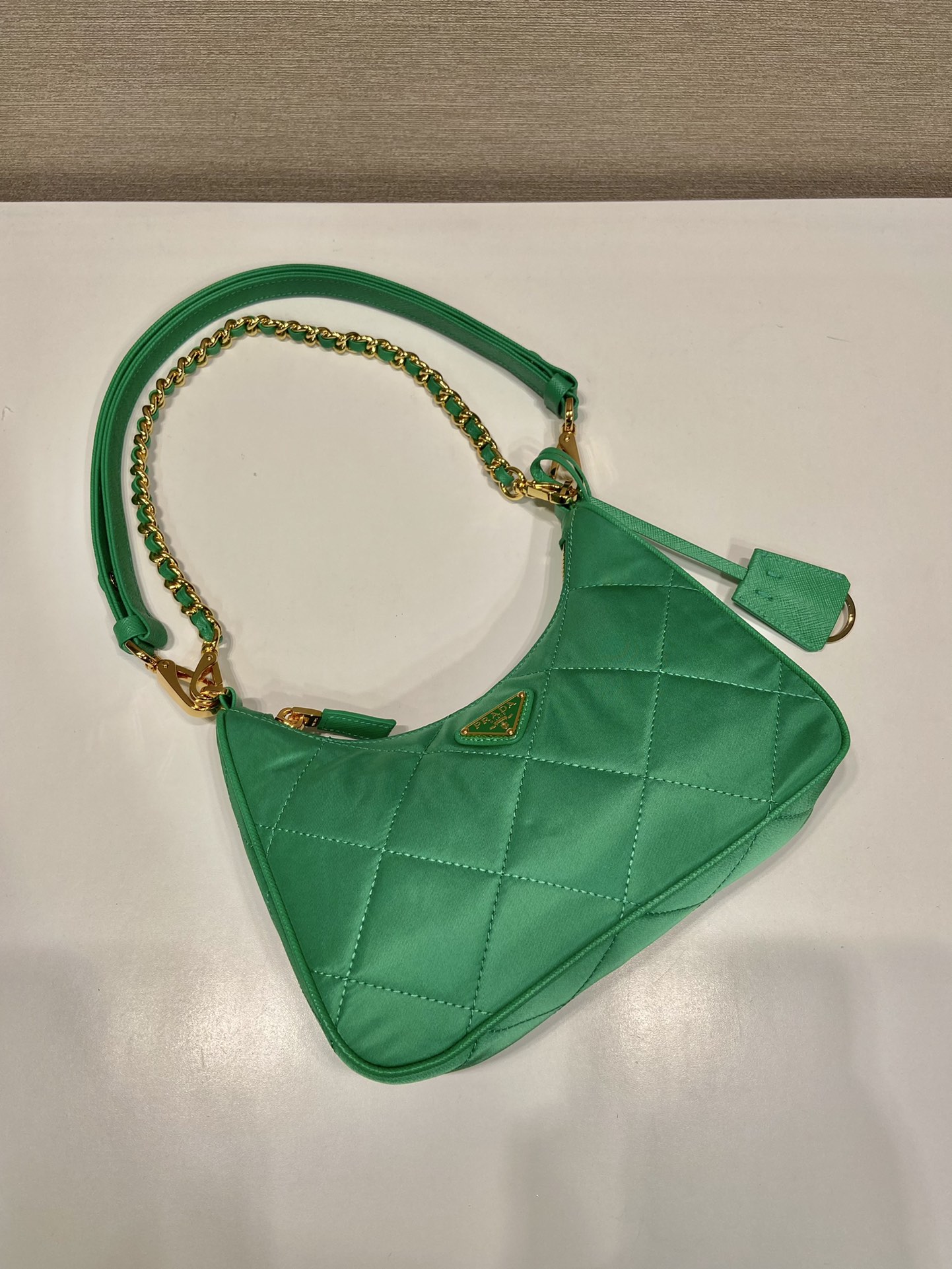 Pra*a re-edition 1995 chaîne re-nylon mini-bag