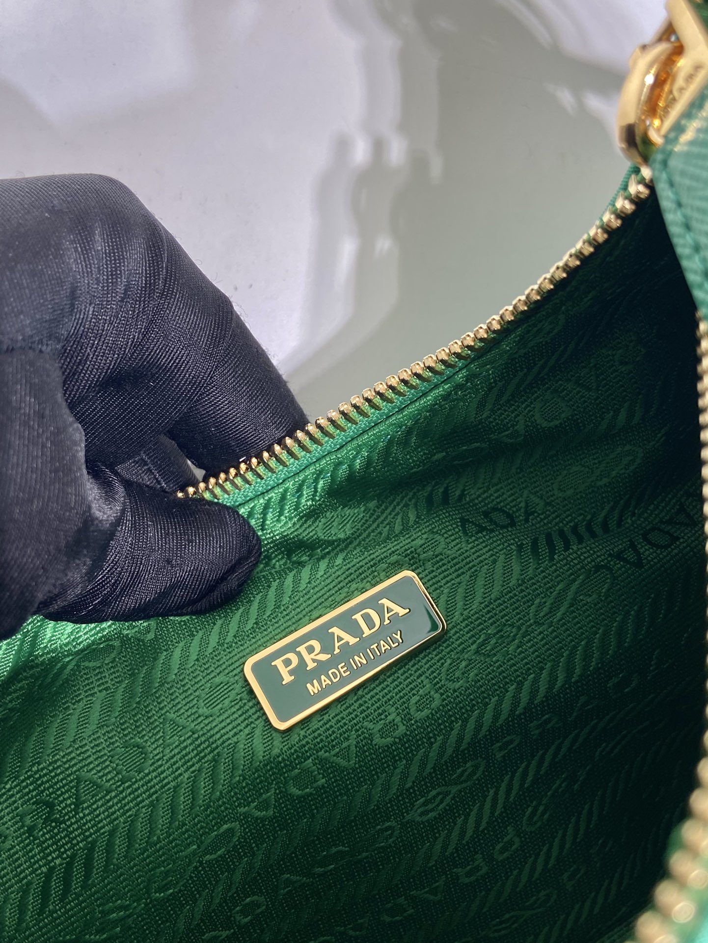 Pra*a re-edition 1995 chaîne re-nylon mini-bag