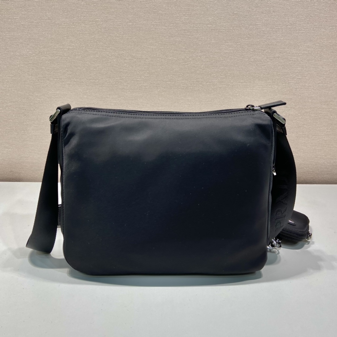 Pra*a re-nylon bag
