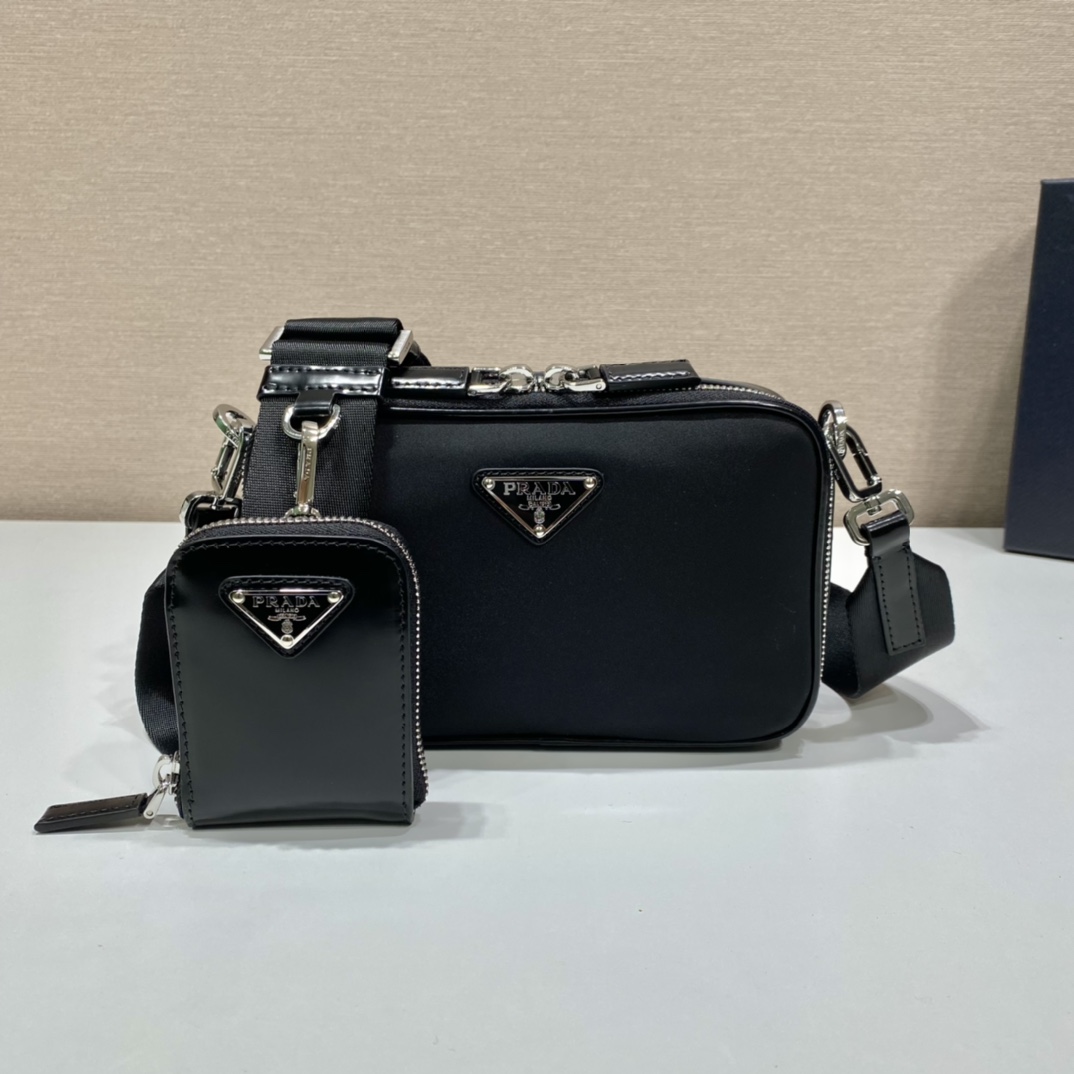 Pra*a small Pra*a brique leather bag