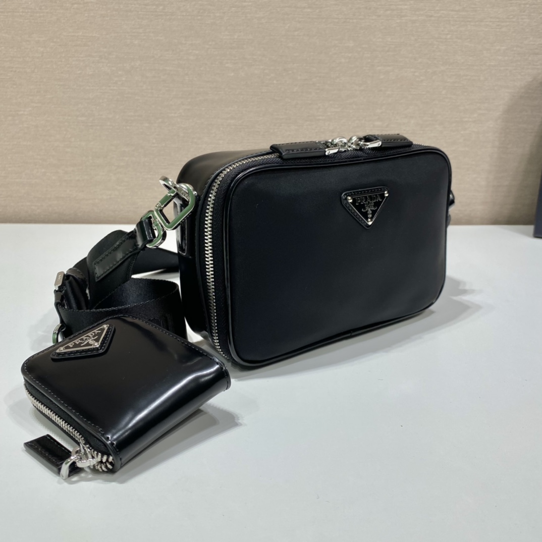 Pra*a small Pra*a brique leather bag