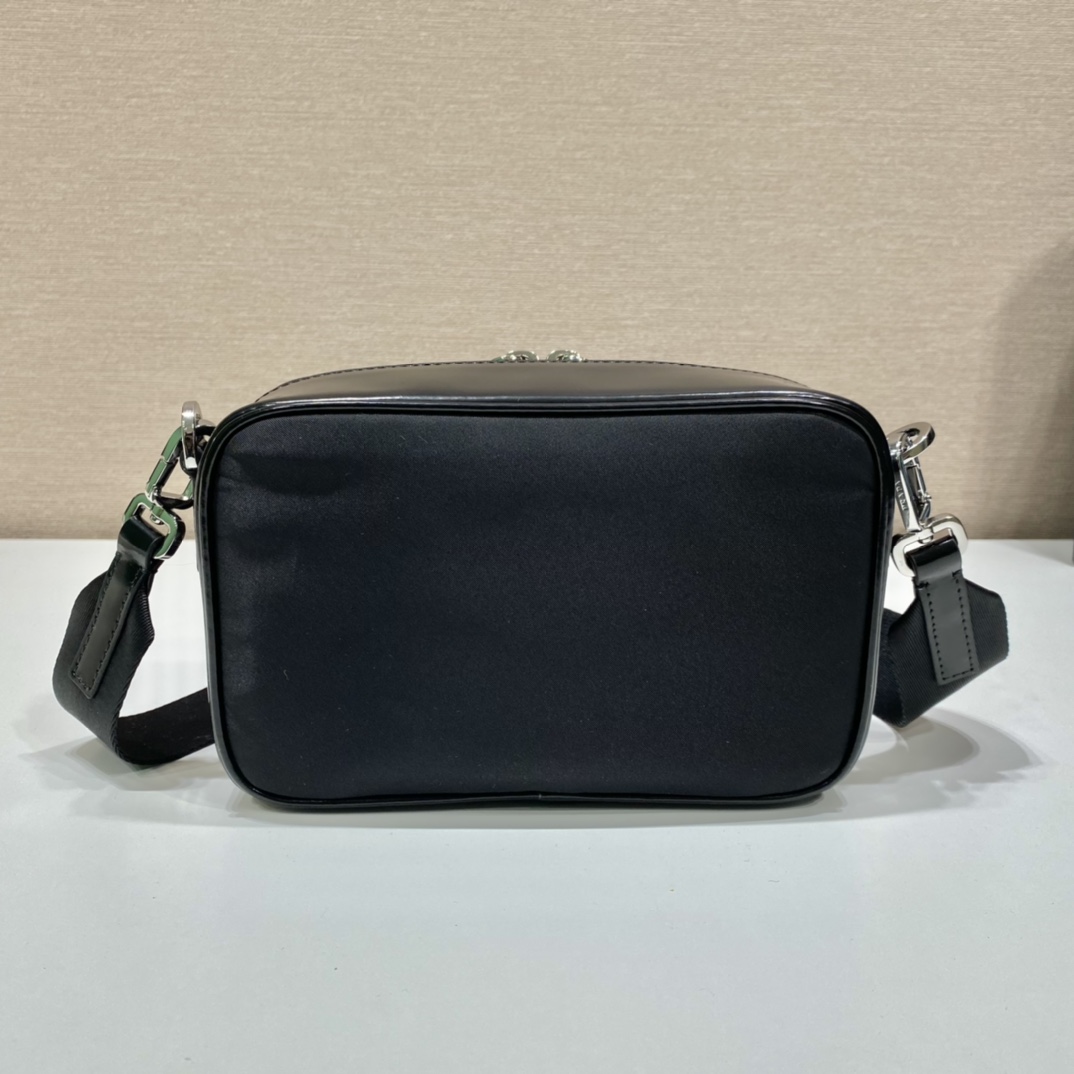 Pra*a small Pra*a brique leather bag