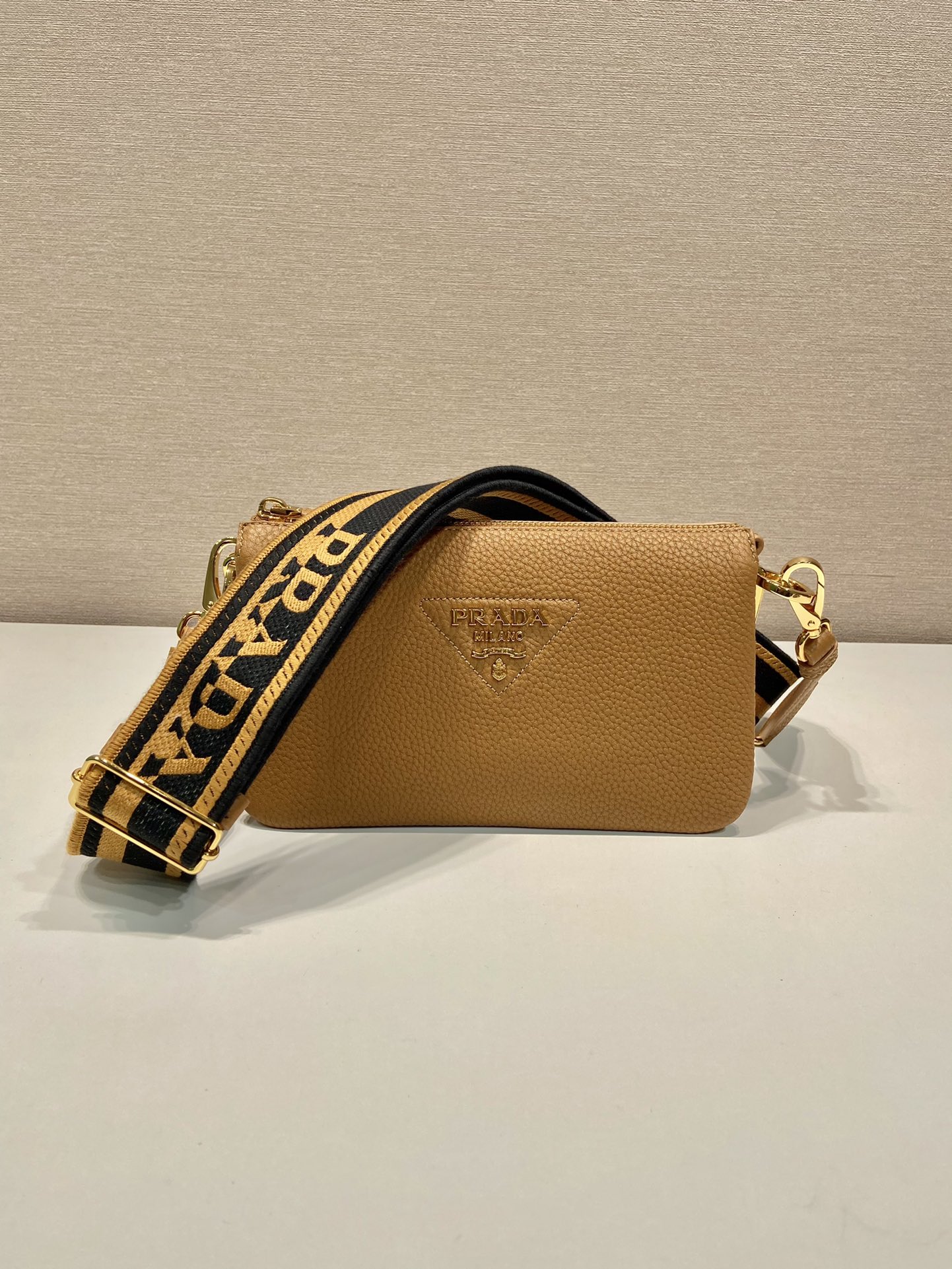 Pra*a leather shoulder bag