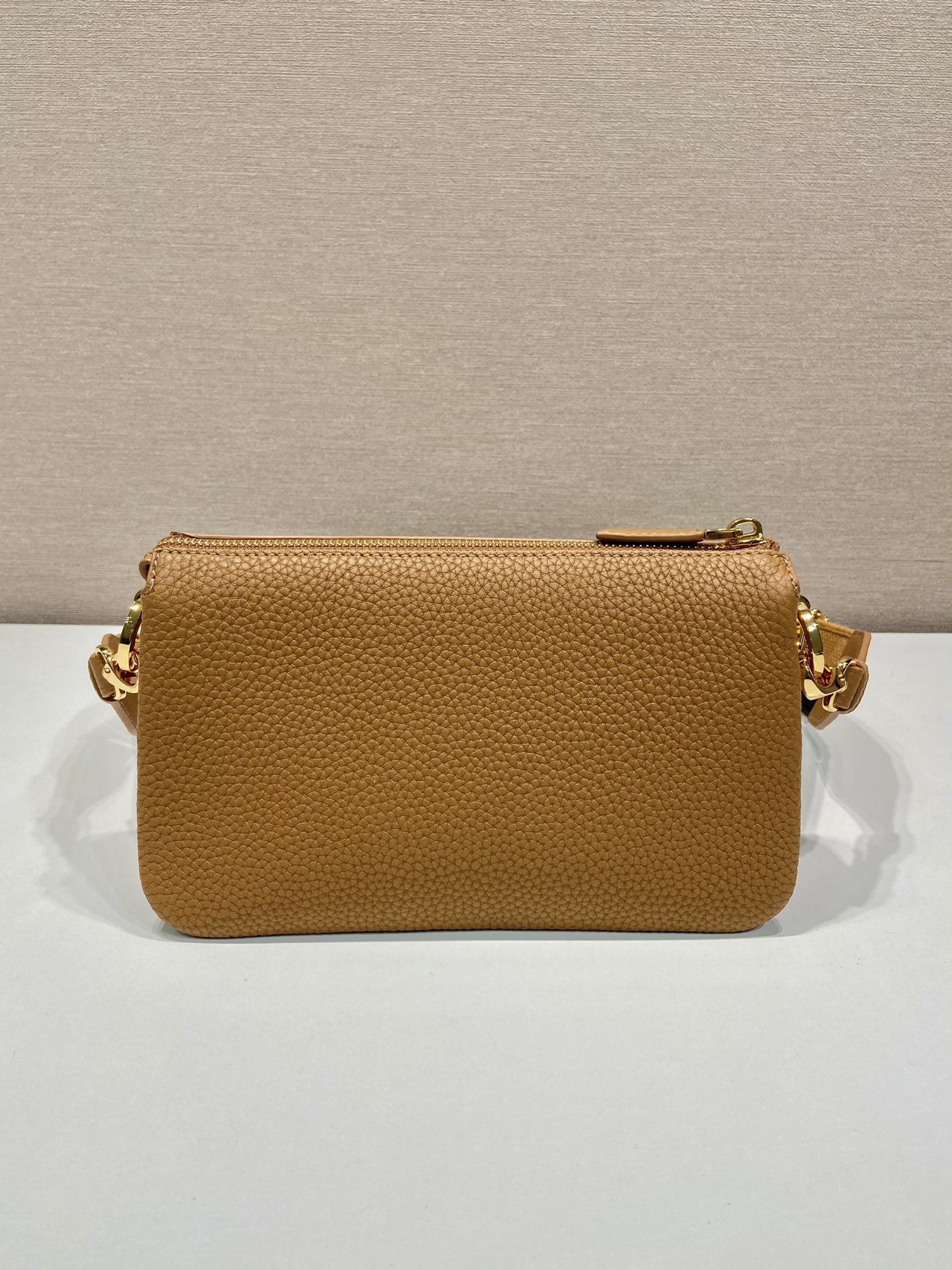 Pra*a leather shoulder bag