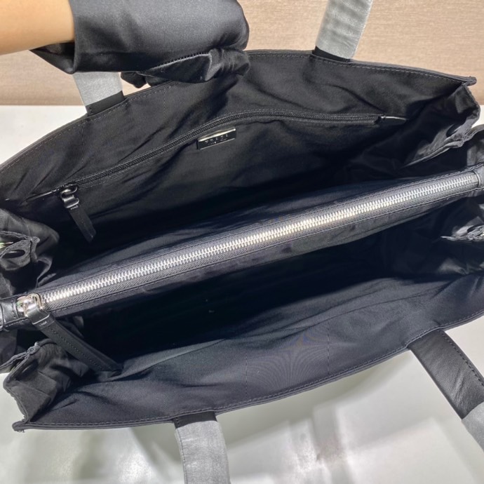 Pra*a black re-nylon tote bag
