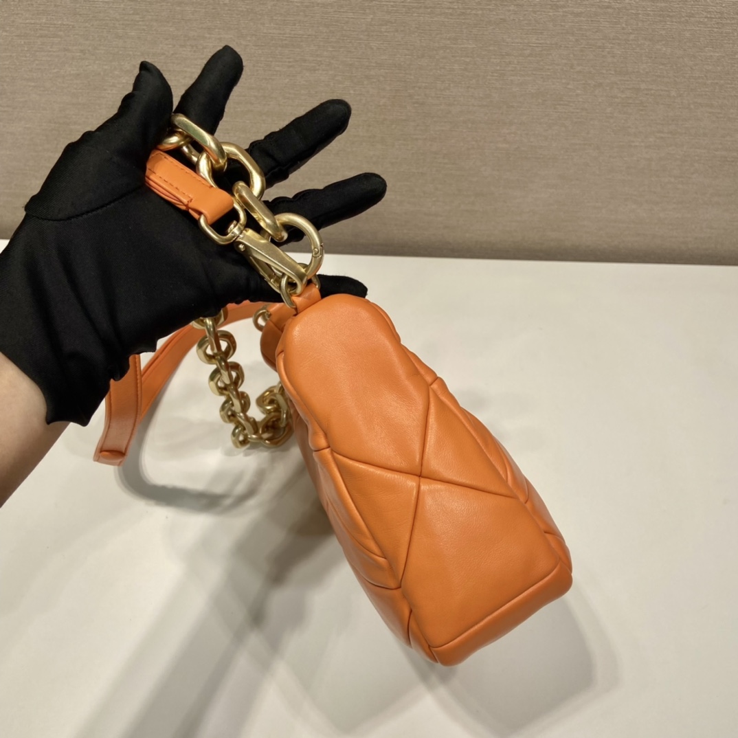 Pra*a leather shoulder bag